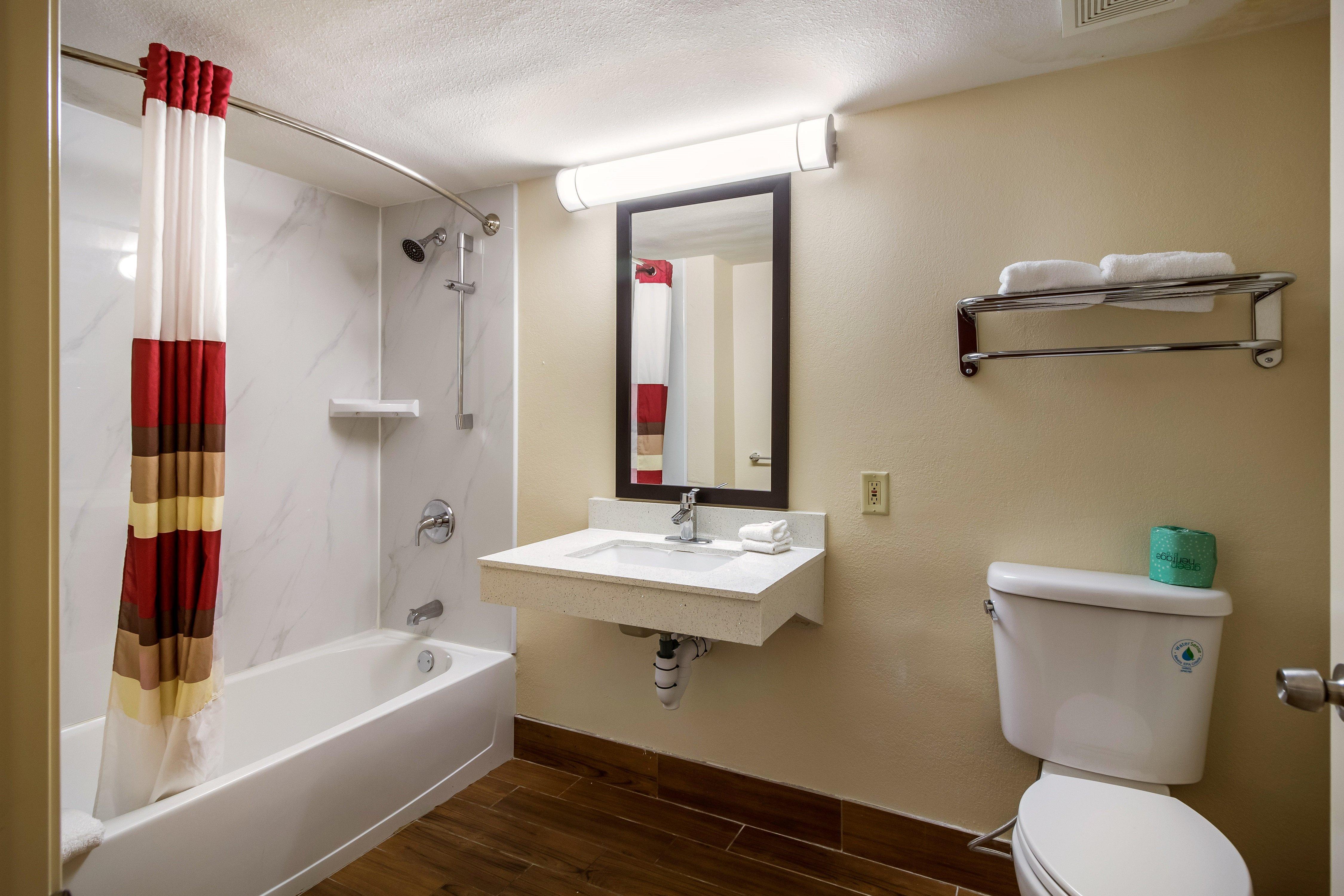 Red Roof Inn Houston East I-10 Екстериор снимка